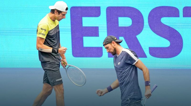 Marcelo Melo (esquerda) e Lukasz Kubot