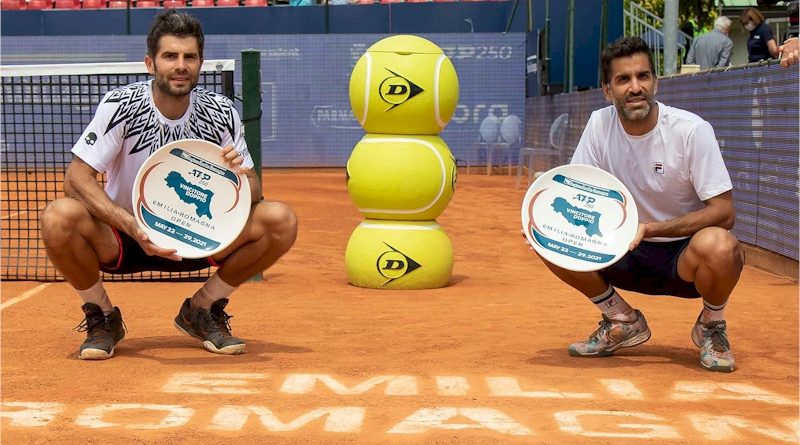 Simone Bolelli (esq) e Maximo Gonzalez (divulgação ATP Tour)