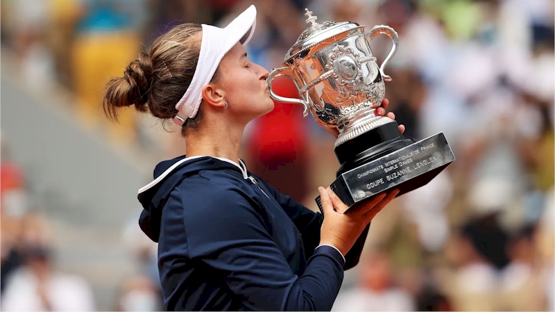 Barbora Krejcikova (divulgação WTA Tennis)