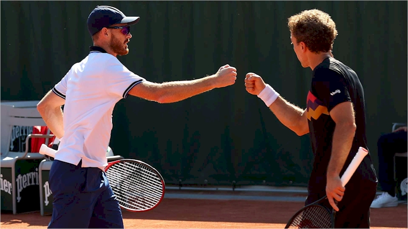 Jamie Murray (esquerda) e Bruno Soares (divulgação ATP Tour)