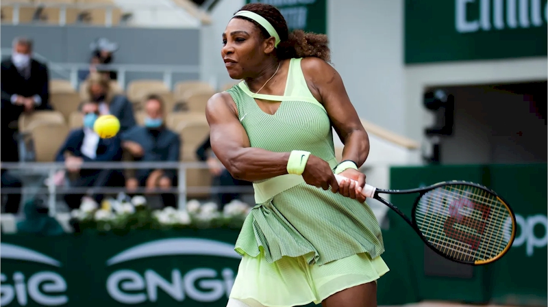#teniscombr #tênisbrasil #tenis #tenistas #tenislovers #tennis #esportes #TemGenteComFome #GrandSlam #RolandGarros #SerenaWilliams #DanielleCollins